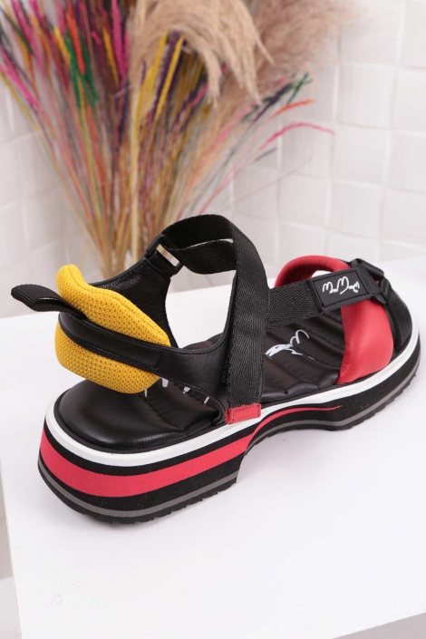 Kırmızı-Siyah Kadın Spor Sandalet 211114502