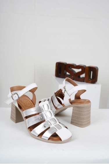 Hakiki Deri Beyaz-Gümüş Kadın Yüksek Topuklu Sandalet 241126521
