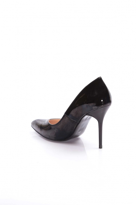 Siyah Rugan Kadın Stiletto Ayakkabı 202127105
