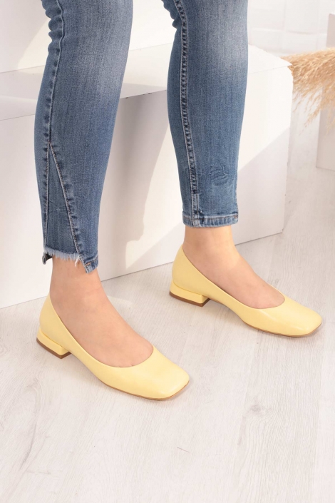 Hakiki Deri Limon Sarısı Kadın Babet Ayakkabı 211127102