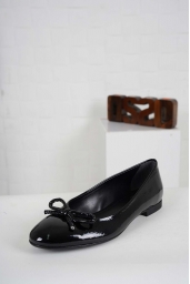 Siyah Rugan Kadın Babet Ayakkabı 241127102