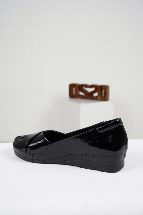 Hakiki Deri Siyah Rugan Kadın Comfort Ayakkabı 221177103