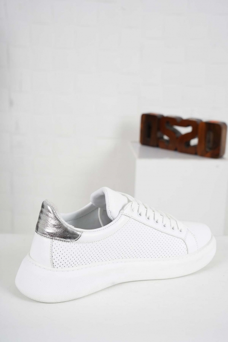 Hakiki Deri Beyaz-Gümüş Kadın Sneaker Ayakkabı 241218100