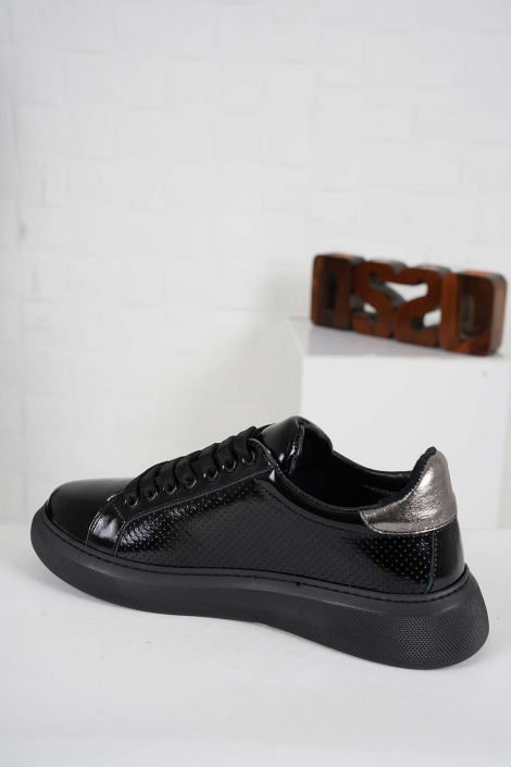 Hakiki Deri Siyah Rugan-Siyah Nikel Kadın Sneaker Ayakkabı 241218100