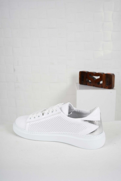 Hakiki Deri Beyaz-Gümüş Kadın Sneaker Ayakkabı 241218101