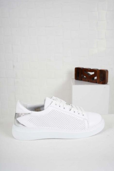 Hakiki Deri Beyaz-Gümüş Kadın Sneaker Ayakkabı 241218101