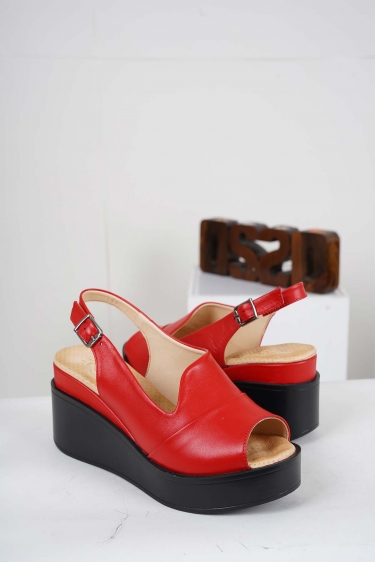 Hakiki Deri Kırmızı Kadın Dolgu Topuk Sandalet 221229502