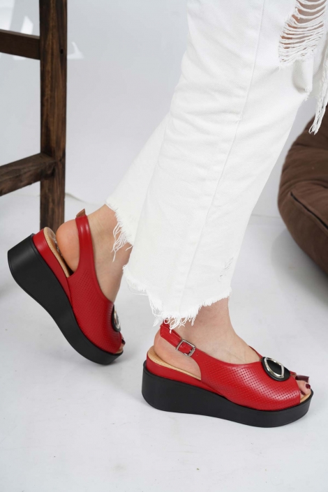Hakiki Deri Kırmızı Kadın Dolgu Topuk Sandalet 231229508