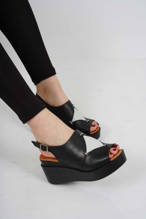 Hakiki Deri Siyah-Gri Kadın Dolgu Topuk Sandalet 231229509