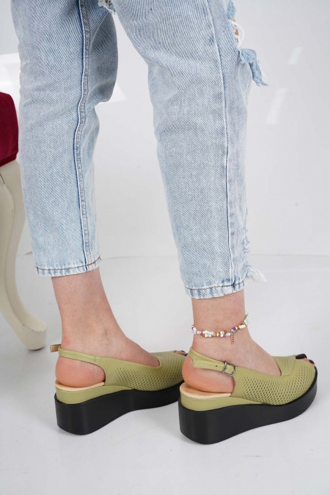 Hakiki Deri Avokado Yeşil Kadın Dolgu Topuk Sandalet 231229510